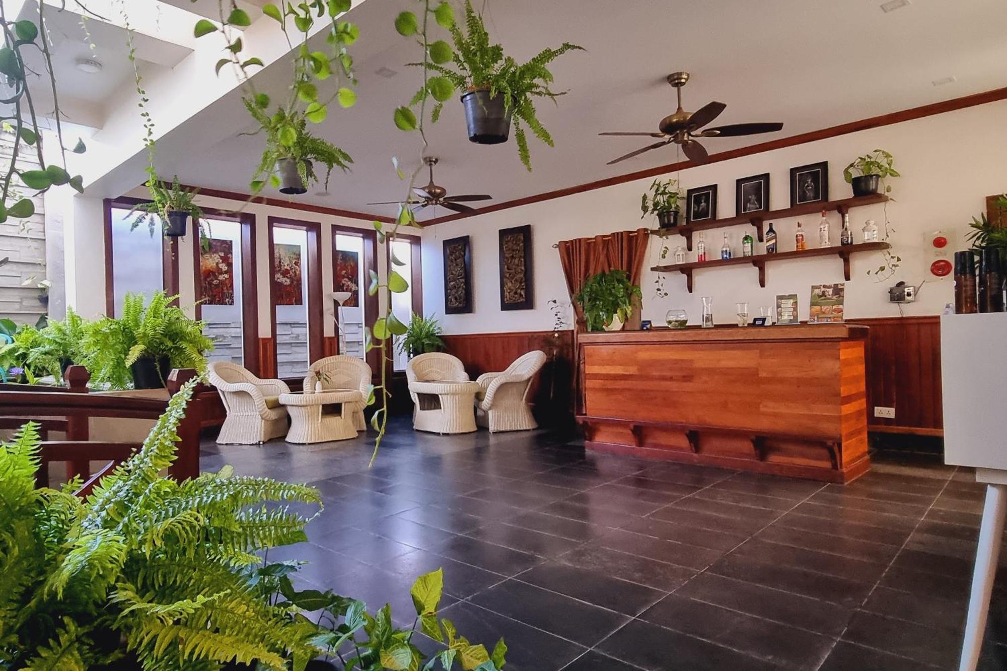 Отель Vid Angkor Boutique Сиемрип Экстерьер фото