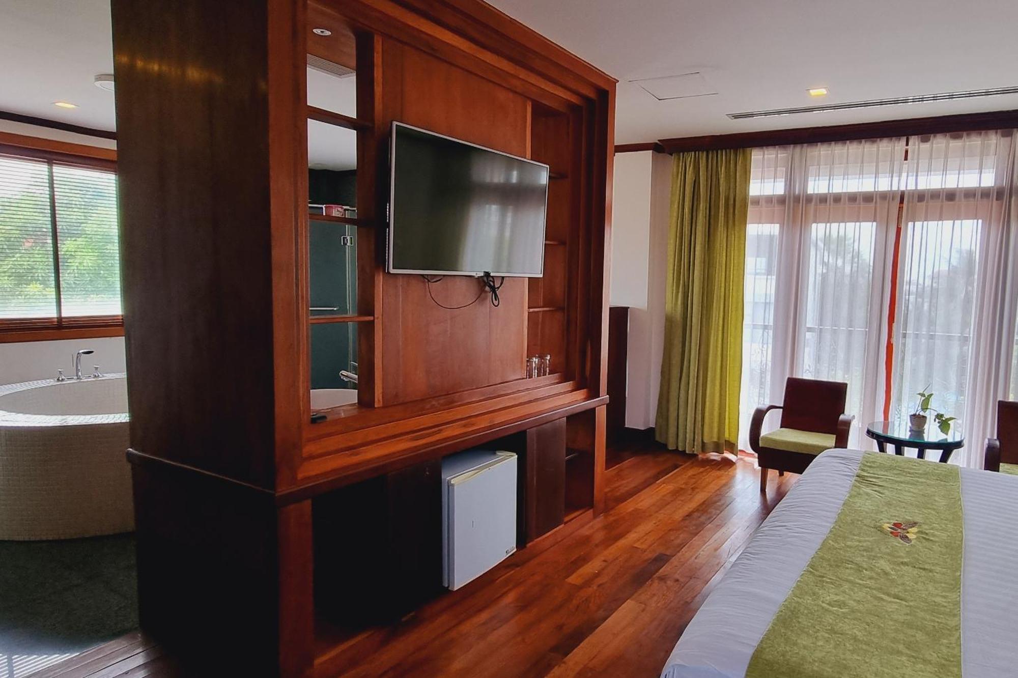 Отель Vid Angkor Boutique Сиемрип Экстерьер фото