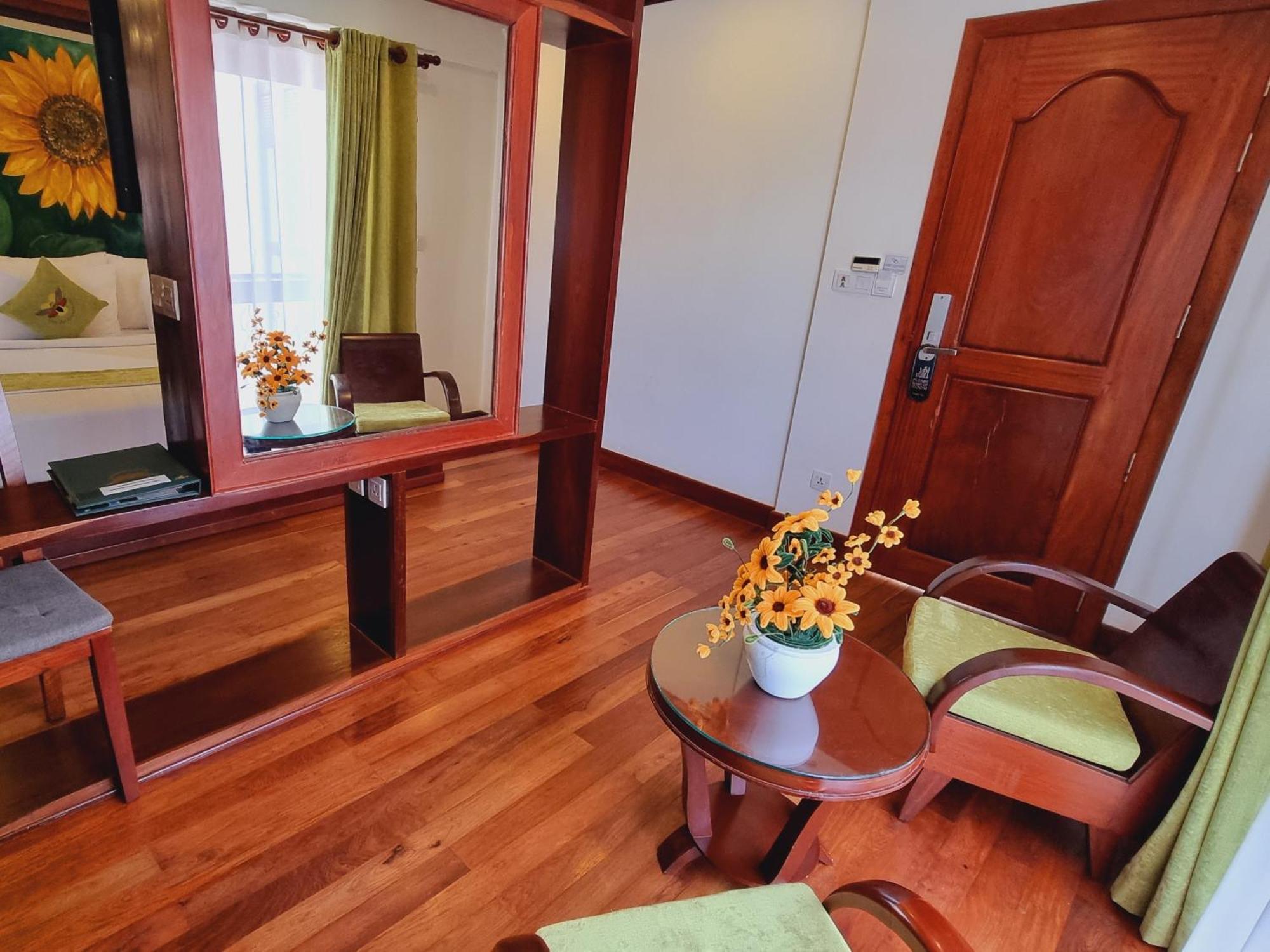 Отель Vid Angkor Boutique Сиемрип Экстерьер фото