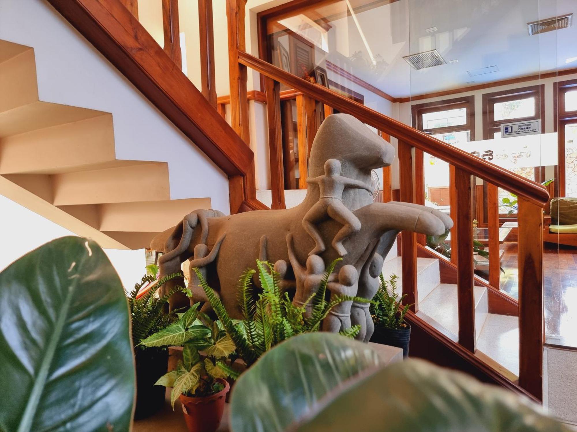 Отель Vid Angkor Boutique Сиемрип Экстерьер фото