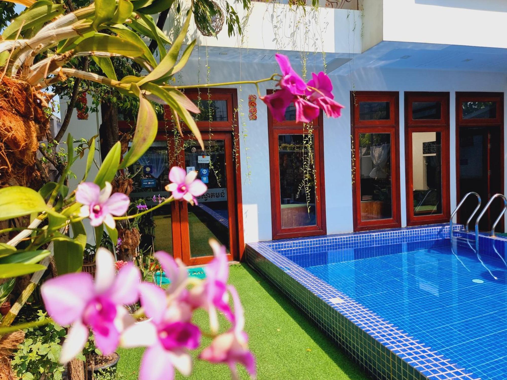 Отель Vid Angkor Boutique Сиемрип Экстерьер фото