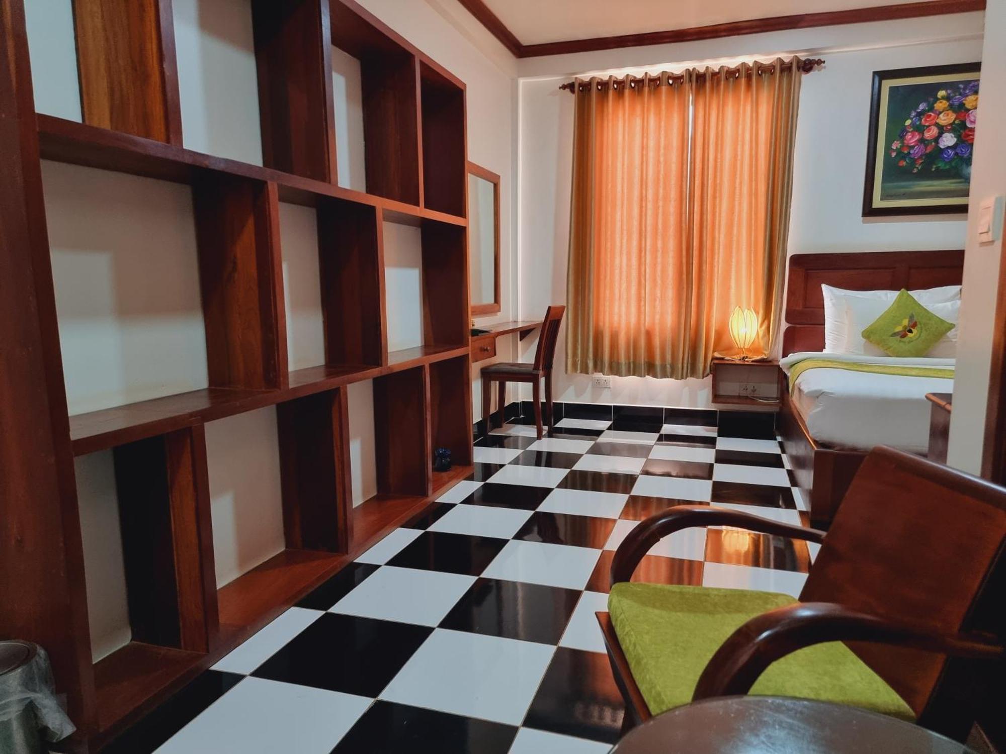Отель Vid Angkor Boutique Сиемрип Экстерьер фото